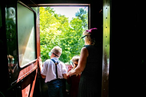 family-train-rides-indiana-ohio-michigan