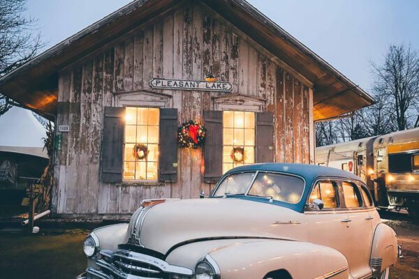 pleasant-lake-indiana-christmas